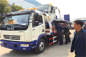 叙永汽车道路救援拖车价格